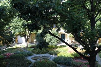 Jardin du site FEG d'Arles